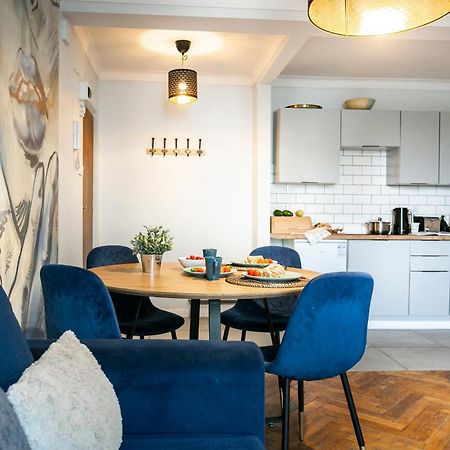 Nowogrodzka 78 - Apartament Dla 4 Osob - 200M Od Szpitala Klinicznego Na Lindleya - 1Km Do Dworca Centralnego - Wifi - Smart Tv 45 Cali Varsó Kültér fotó
