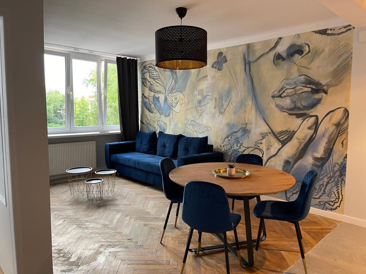 Nowogrodzka 78 - Apartament Dla 4 Osob - 200M Od Szpitala Klinicznego Na Lindleya - 1Km Do Dworca Centralnego - Wifi - Smart Tv 45 Cali Varsó Kültér fotó